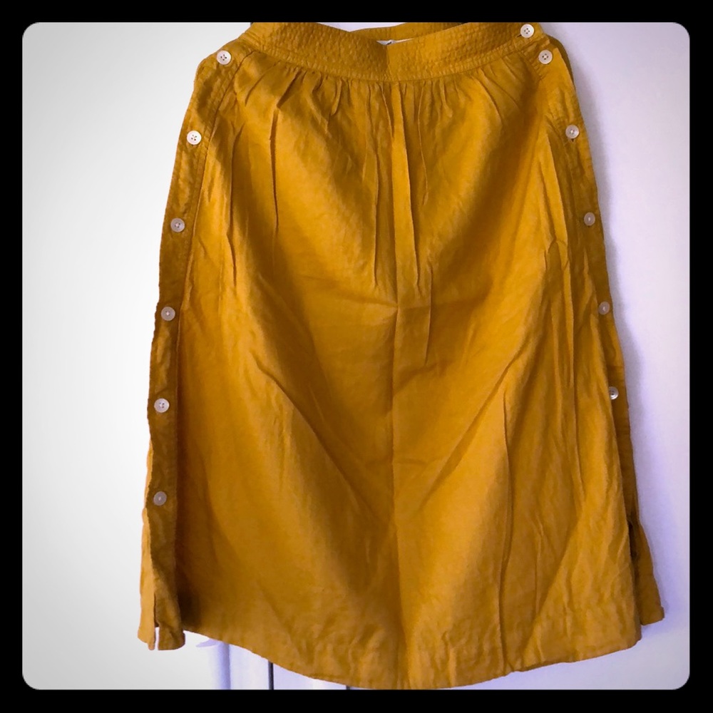 Long High-waisted skirt